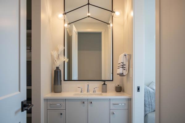 Scarlett - Bedroom Ensuite 